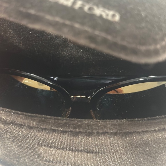 Tom Ford Sunglasses Fany Black/Gold Mirrored TF 368 with Case - Picture 6 of 15